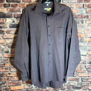 Large Geoffrey Beene maroon small checkered long sleeve shirt